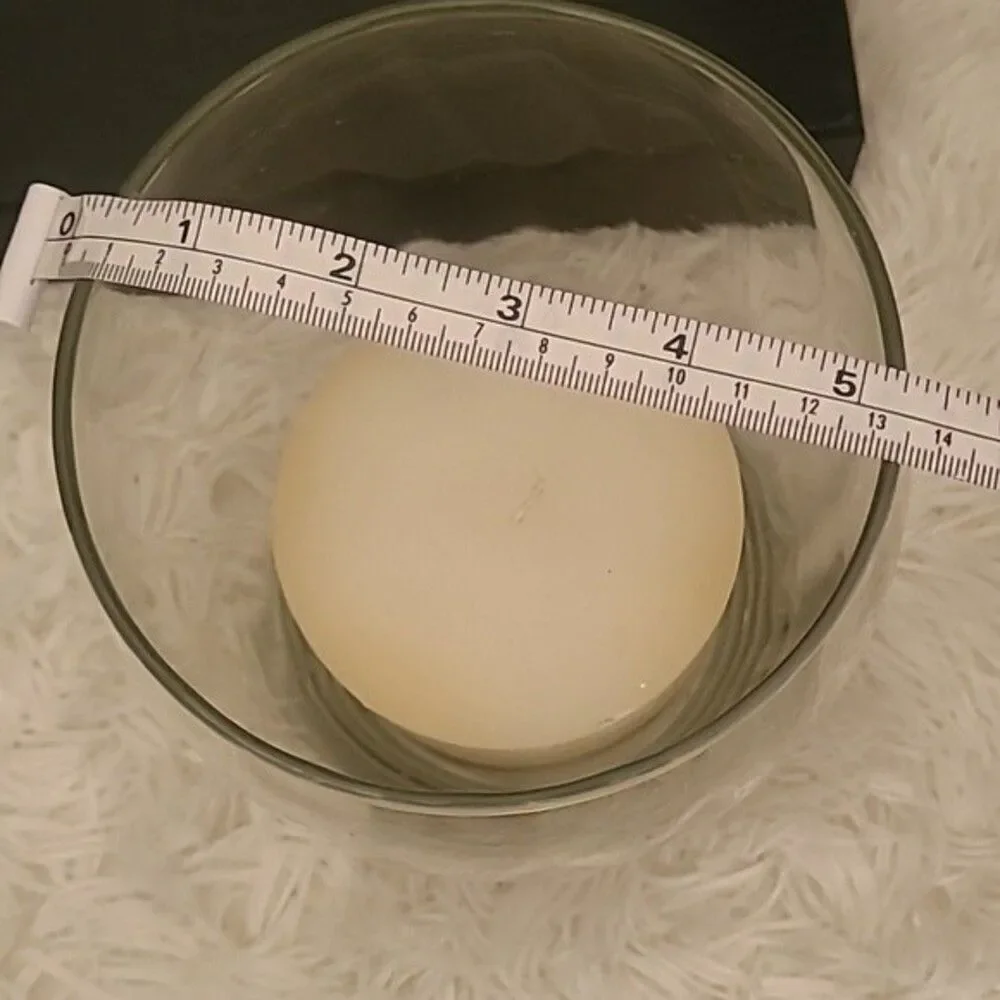Candle and glass decor home accent bundle decoration  2 pieces set clear white